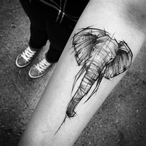 tatouage éléphant homme